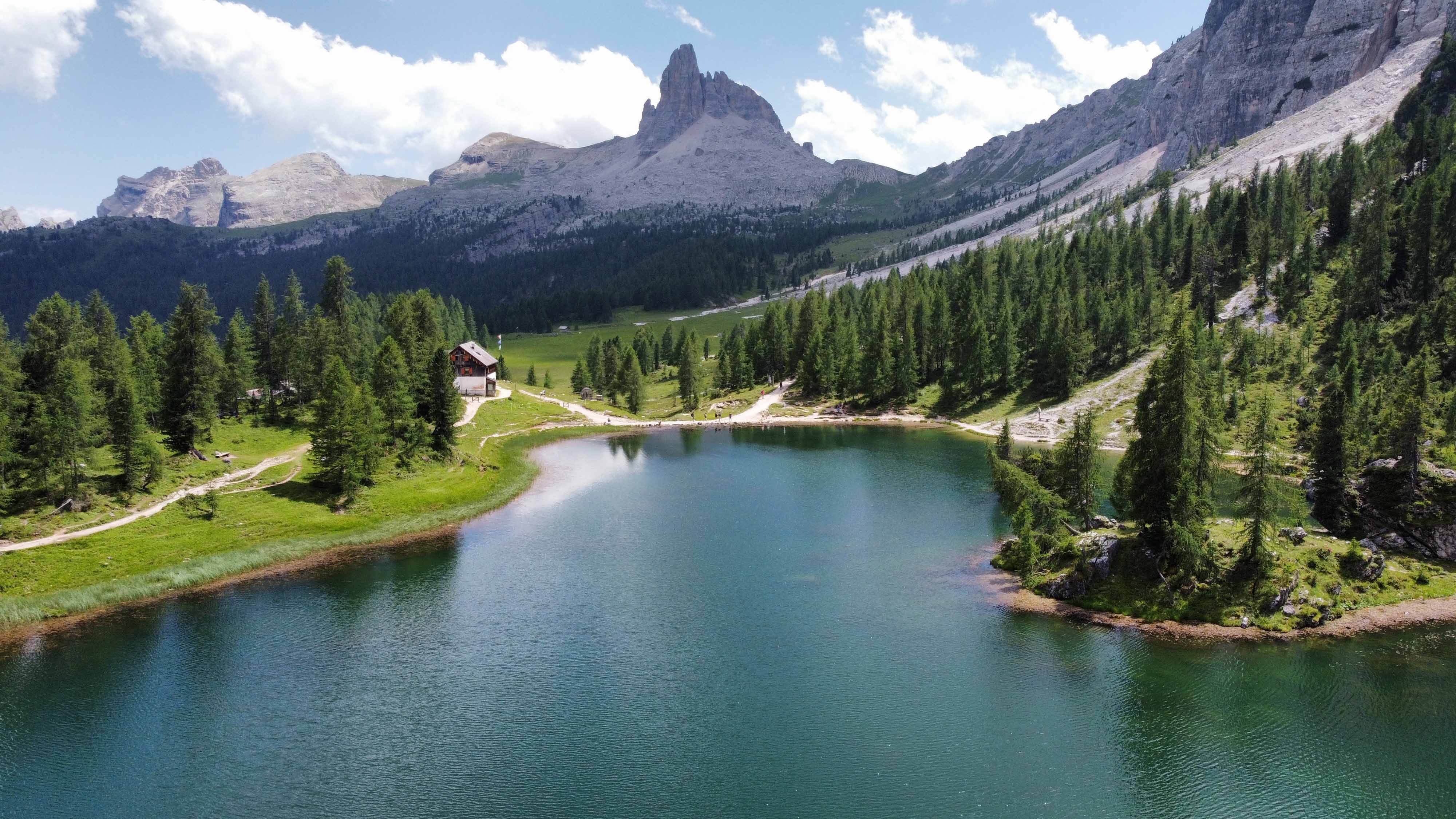Verrassende wandeling naar Lago Federa - Dolomieten - add-active